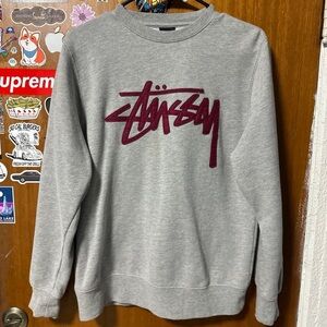 stussy embroidered crewneck